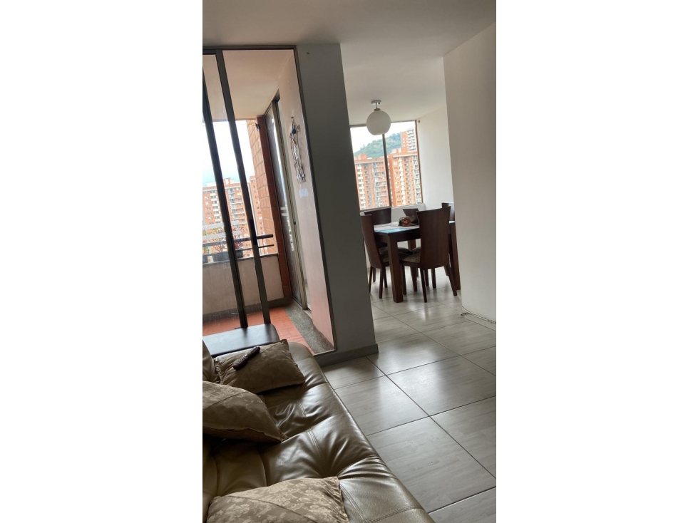 Venta de Apartamento Sector Loma de los Bernal — foto 4