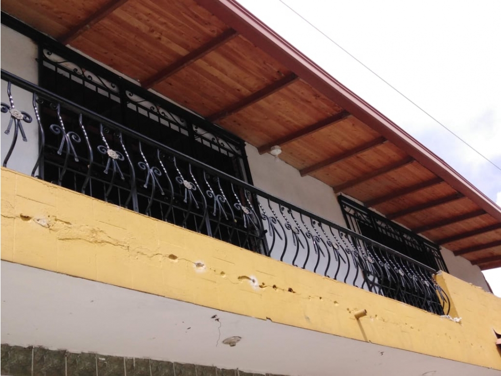 Vencambio Segundo Piso Sector La Opera Versalles — foto 6