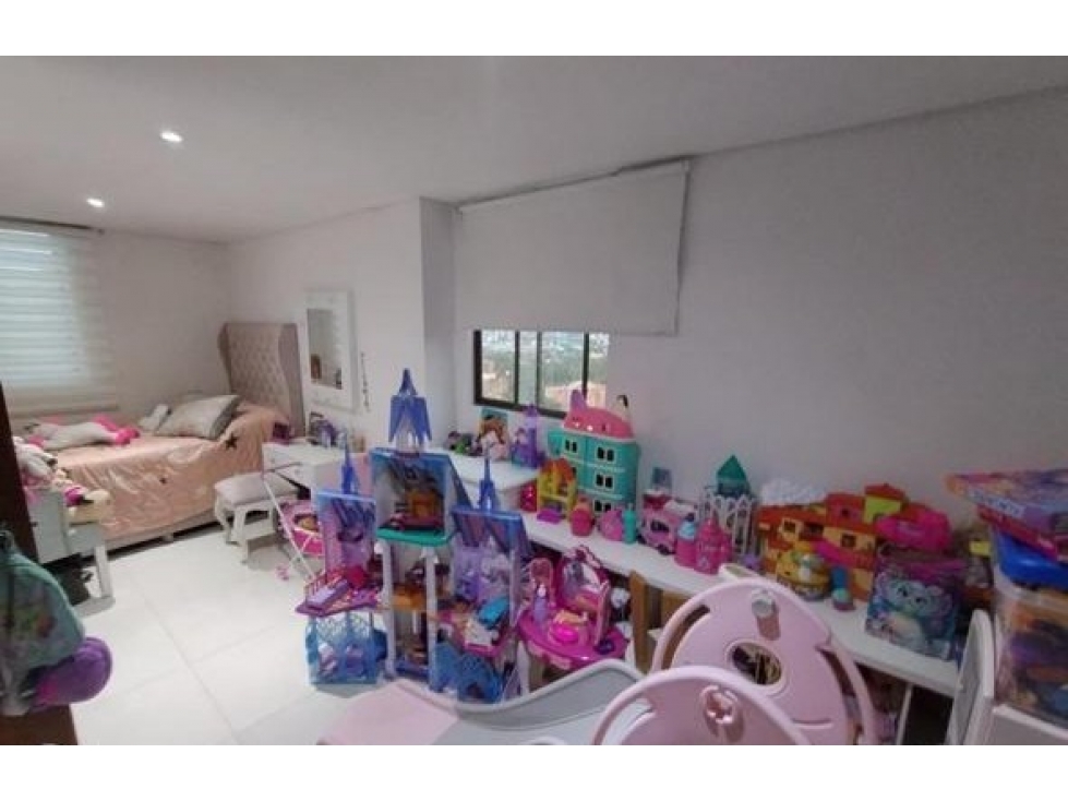 Permuta Apartamento Rentando Sector El Rodeo Por Bodega — foto 2