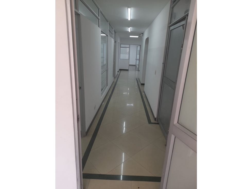 Casa Oficinas La Castellana 380m² | 17 Espacios, Vencambio y Renta — foto 6
