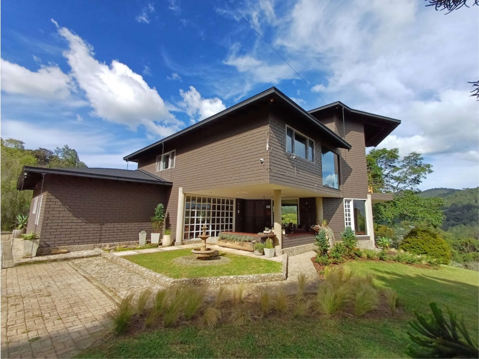 Finca 22.262m² La Fe | Cascada, Casa 397m², Cabaña y Parcelación — foto 6