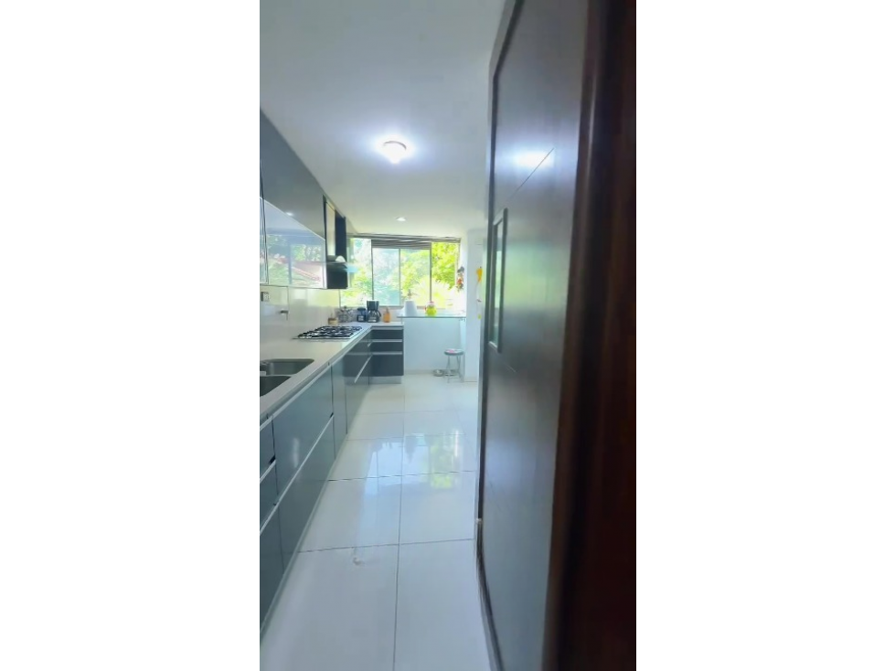 Apto 159m² Milla de Oro Poblado, Doble Terraza, Estudio y Club House — foto 6
