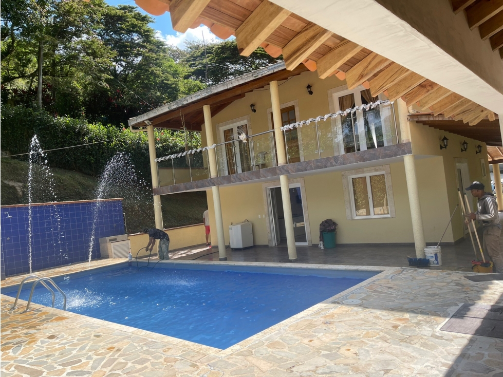 Alquiler de Finca Por Noches Sector Barbosa B16 - 1