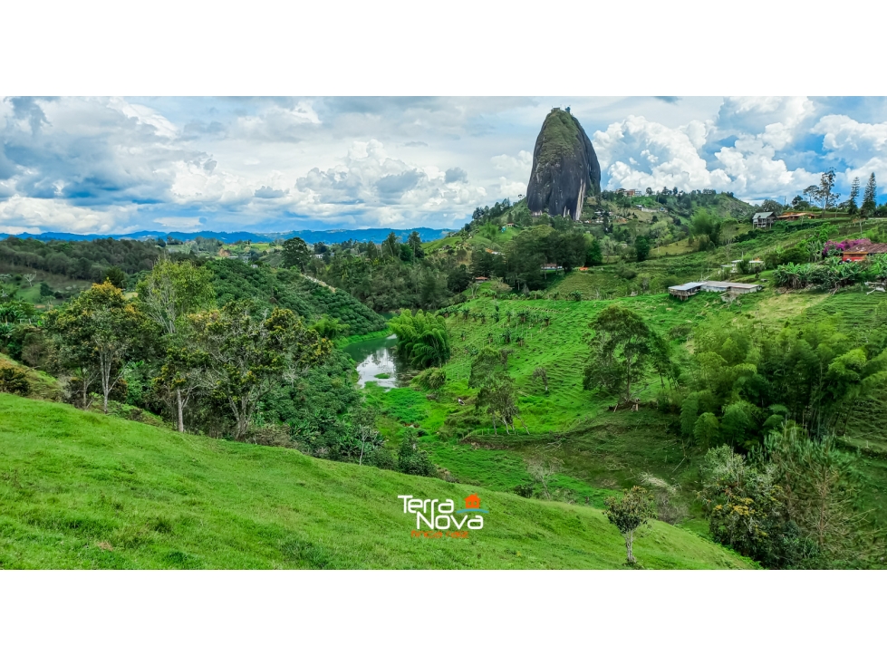 Lote apto para proyecto turístico en venta Guatapé