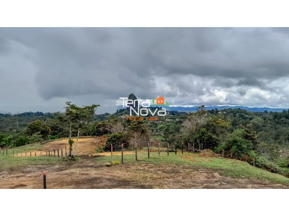 Lote con vista panorámica en venta Guatapé