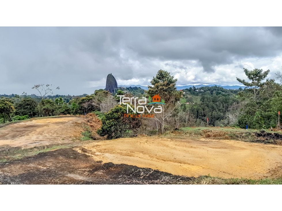 Lote con 2 explanaciones en venta Guatapé