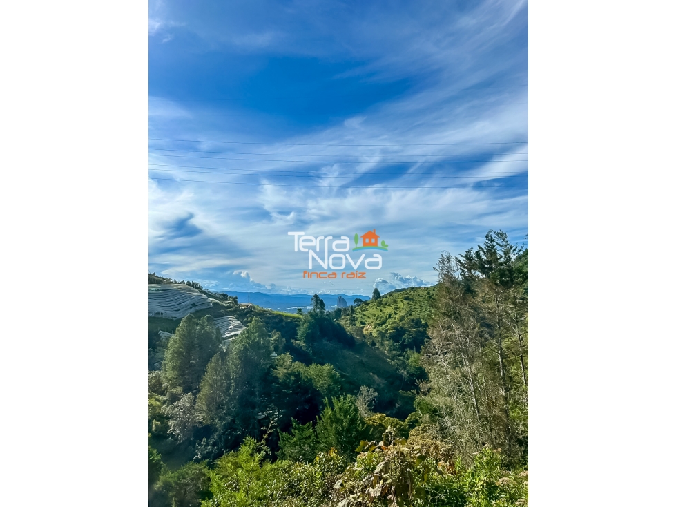 Lote con hermosa vista en venta Guatapé