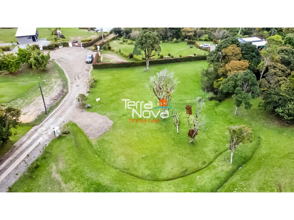 Lote en hermosa parcelación en venta Guatapé