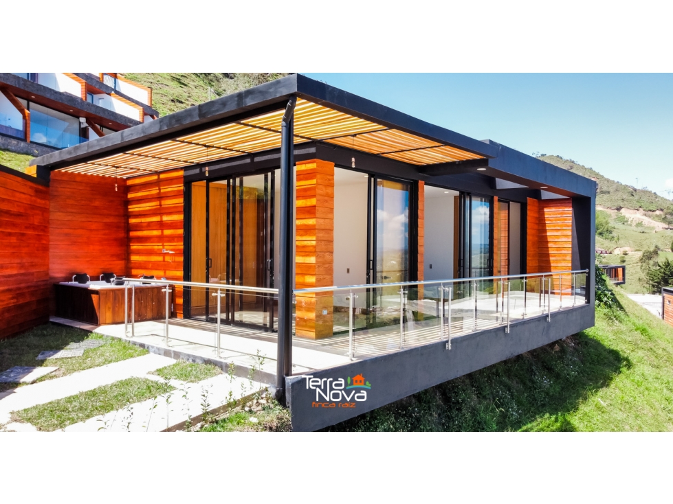 Logde en unidad cerrada con hermosa vista en venta El Peñol - 2