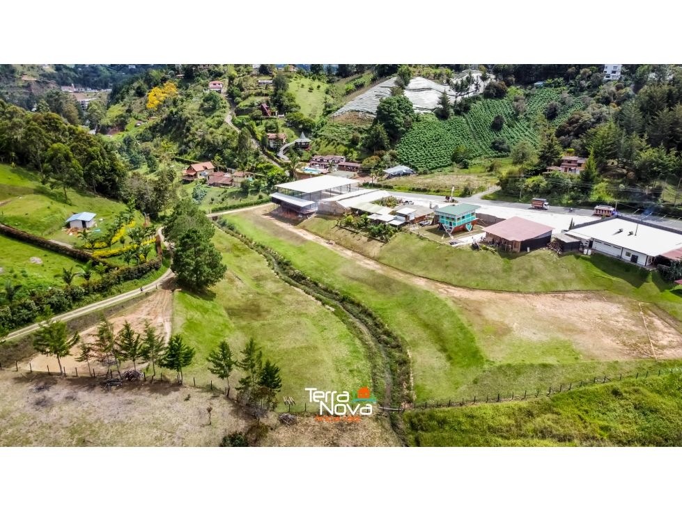Mall comercial en venta El Peñol - 2