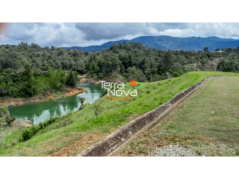 Lote apto para desarrollar proyecto turístico en venta Guatapé — foto 2