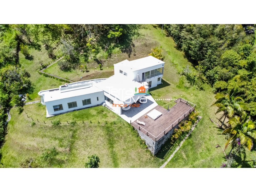 Finca en venta en El Peñol — foto 2