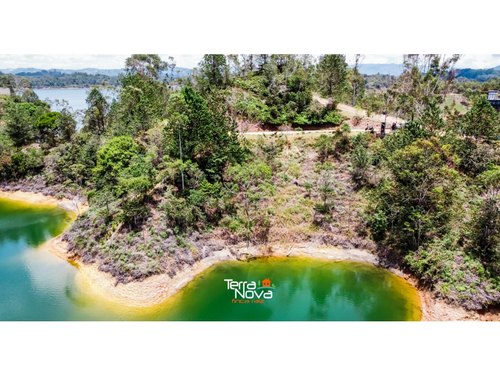 Lote en unidad cerrada en venta Guatapé — foto 3