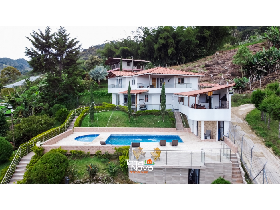 Finca con hermosa vista en El Peñol - 6
