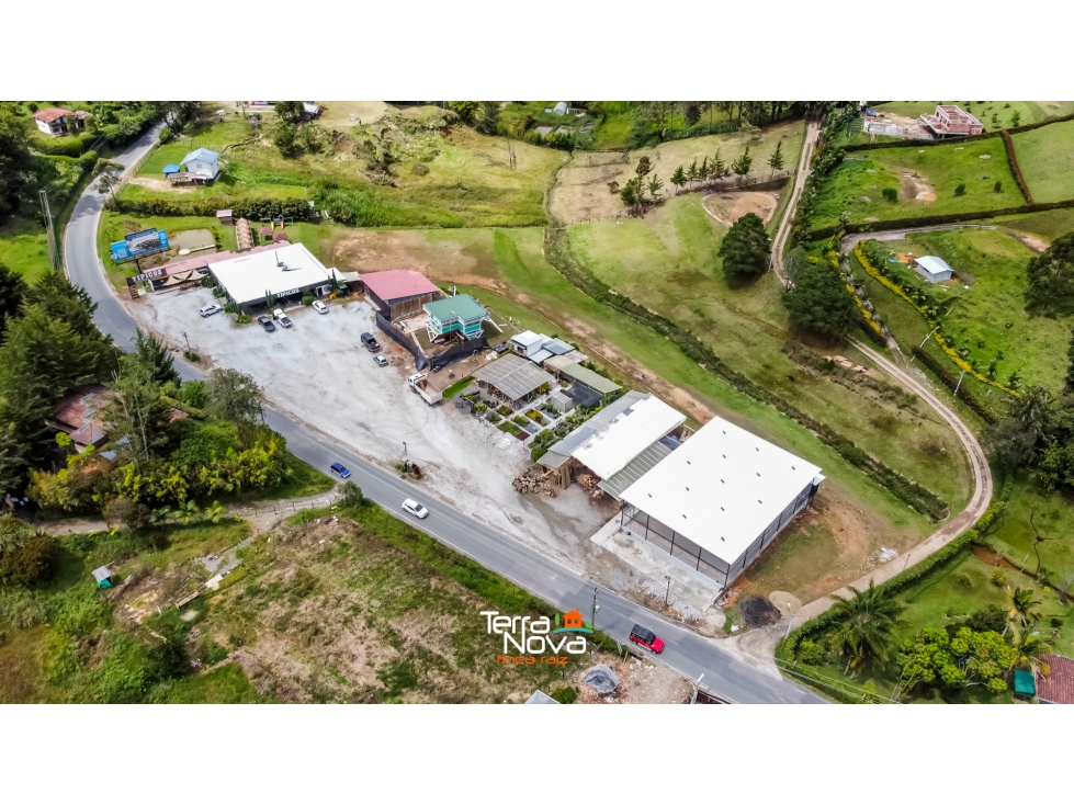 Mall comercial en venta El Peñol - 4