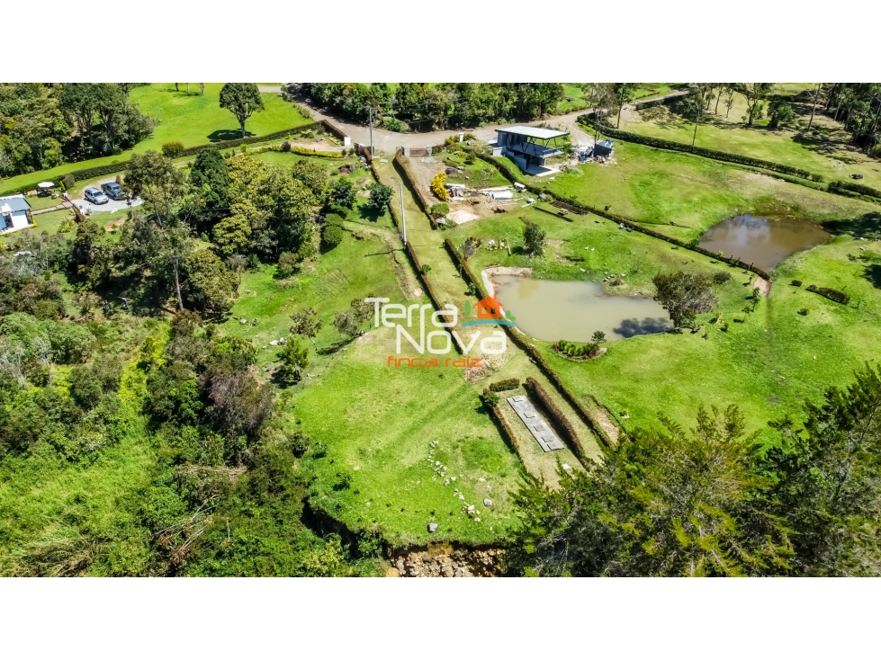 Lote en unidad cerrada en venta Guatapé
