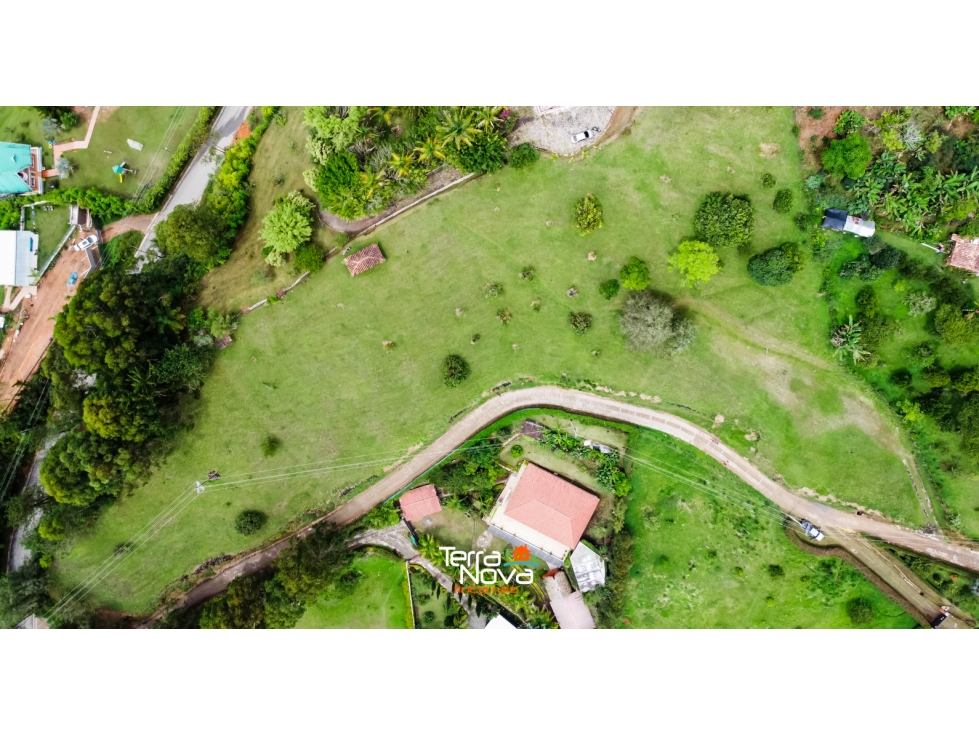 Lote apto para proyecto turístico en venta El Peñol - 5