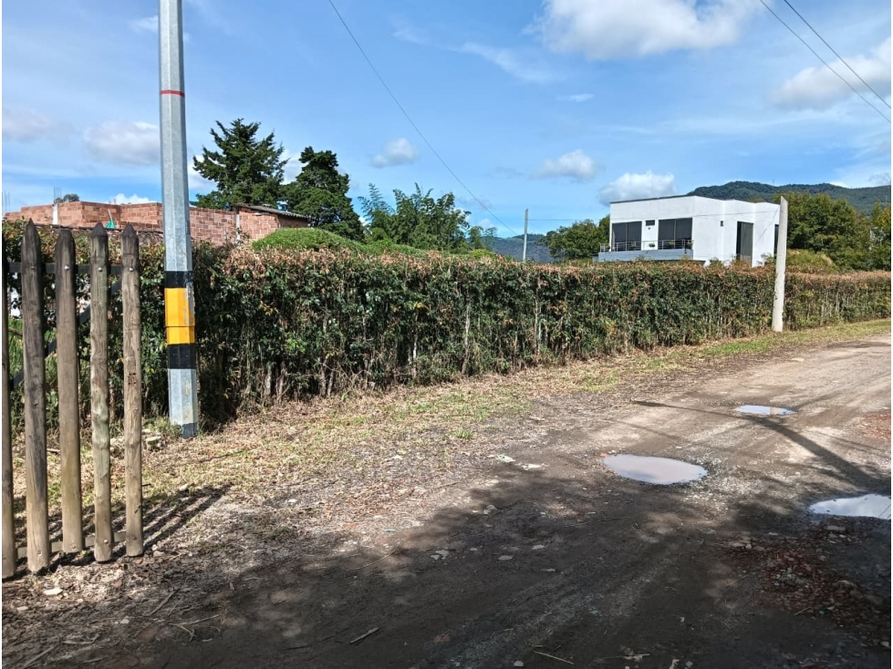 VENTA DE LOTE DE USO MIXTO SECTOR EL TAMBO EN LA CEJA