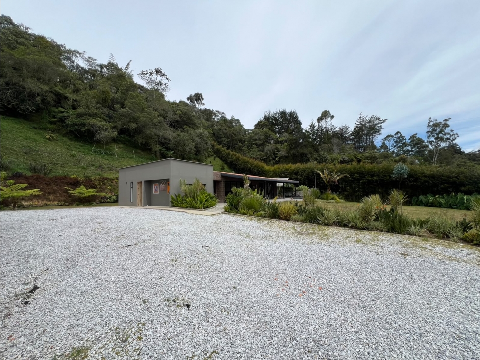 CASA FINCA EN MARINILLA. VEREDA LA GAVIRIA