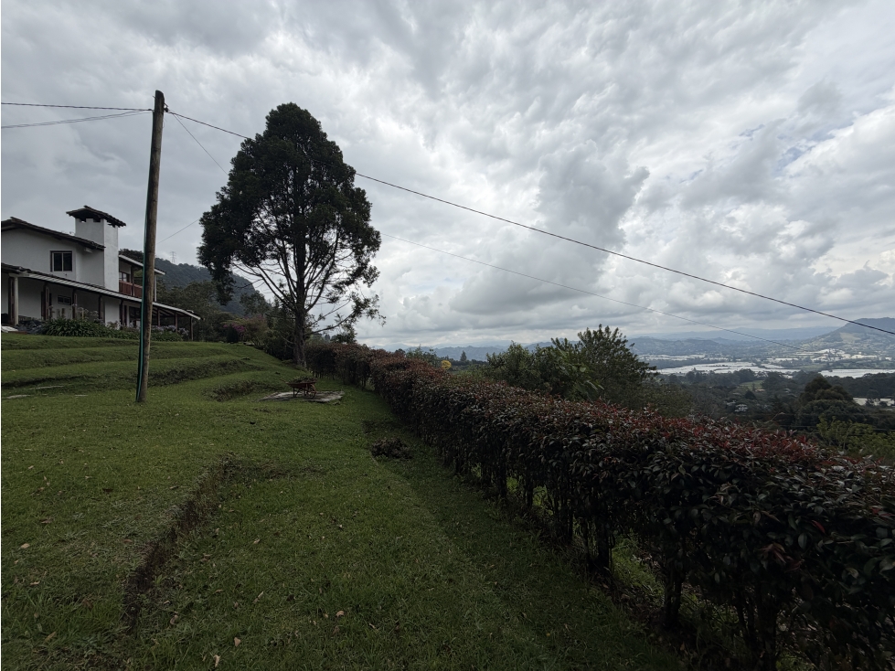 VENTA DE FINCA CON ALMA PROPIA ENTRE LA CEJA Y LA UNION — foto 2