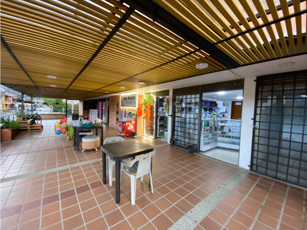 LOCAL COMERCIAL EN LA CEJA - ZONA RESIDENCIAL — foto 3