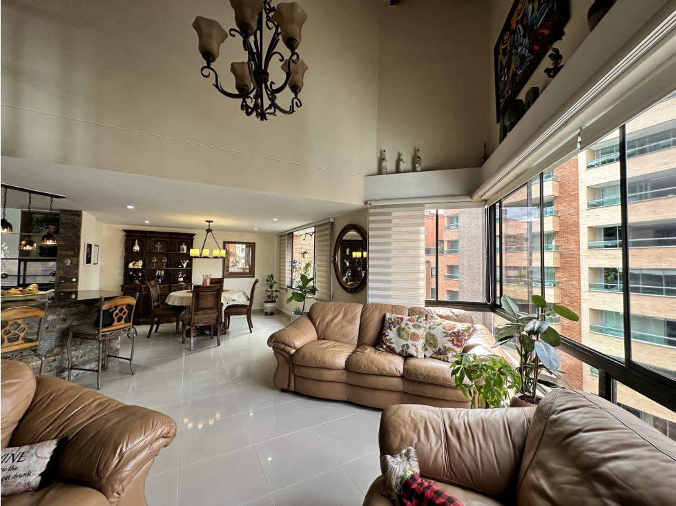 VENTA DE HERMOSO PENTHOUSE EN LAURELES MEDELLIN