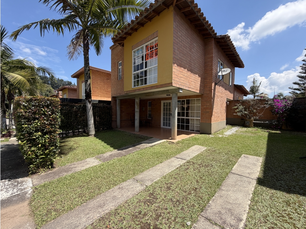 VENTA DE CASA EN UNIDAD CERRADA EN LA CEJA-ANTIOQUIA — foto 6