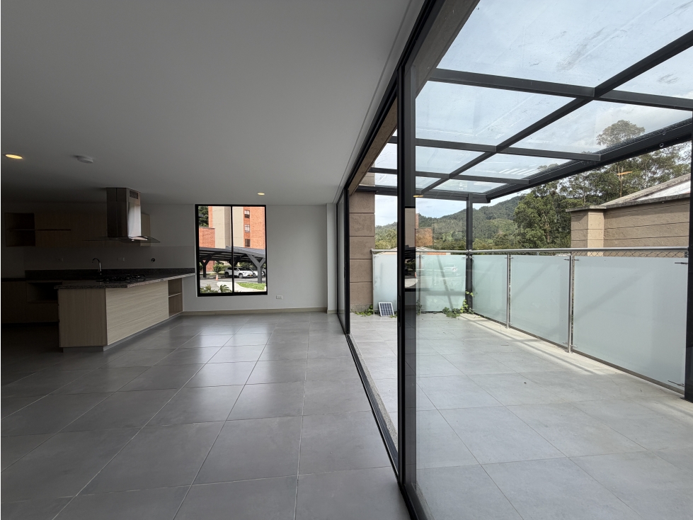 VENTA DE CASA EN UNIDAD CERRADA EN EL RETIRO — foto 5
