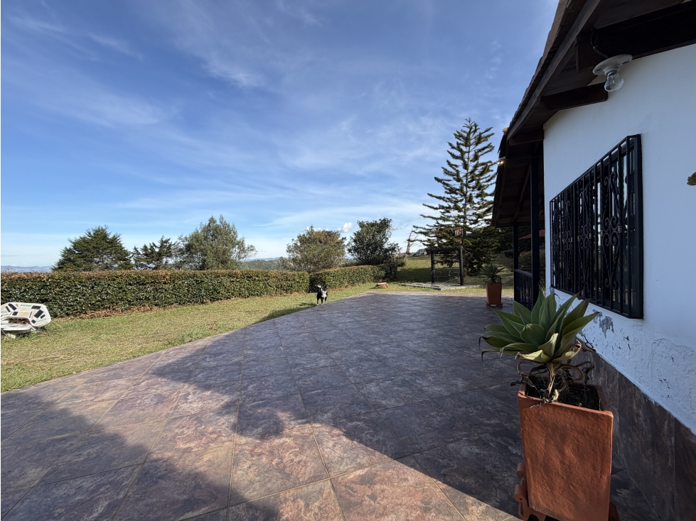 FINCA CON PROYECCION EN SANTA ELENA — foto 6