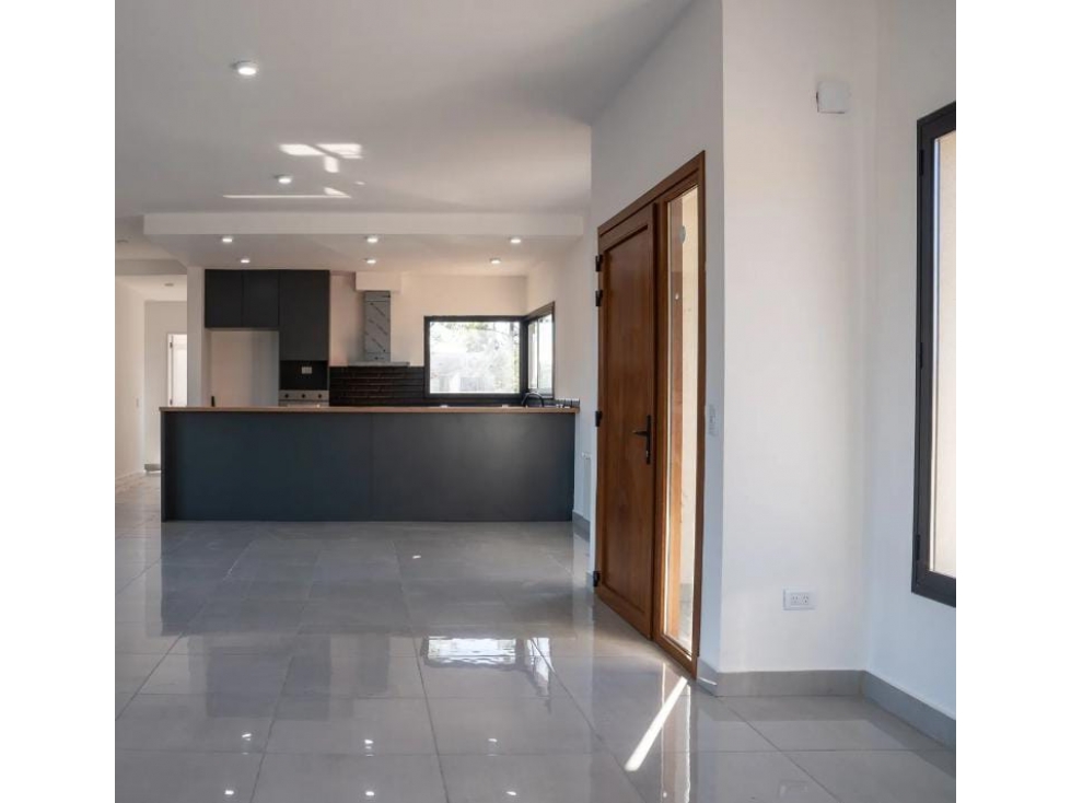 Excelente casa a la venta en Everlink Golf y Country Club, Lujan — foto 2