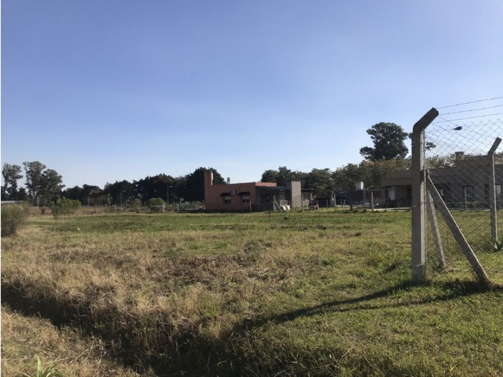 LOTE A LA VENTA EN BARRIO LA MARTINA, LUJAN