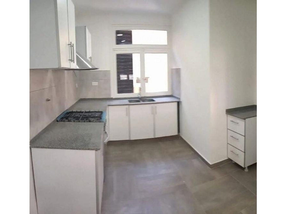 EXCELENTE CASA A LA VENTA EN PADUA CENTRO - 5