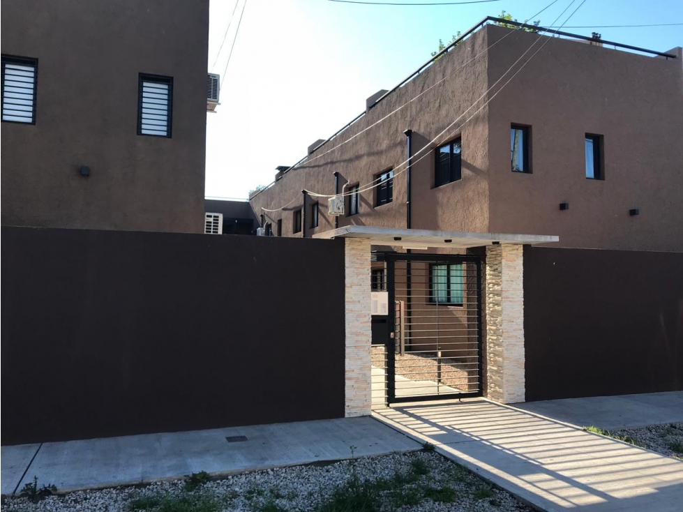 MORENO DUPLEX EN ALQUILER A300M DE LA AUTOPISTA