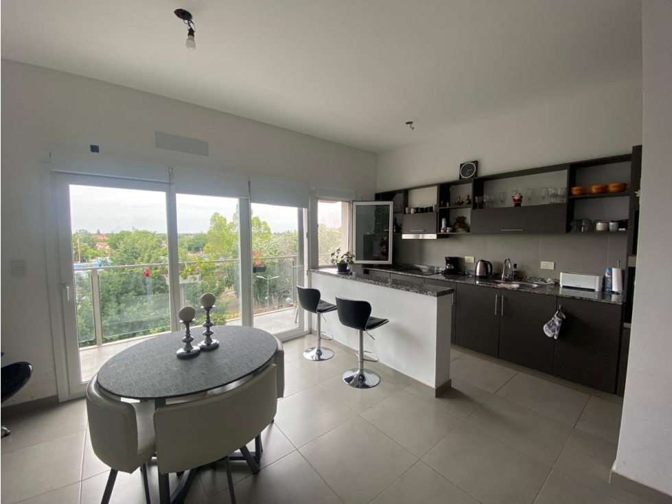 Excelente Departamento en Venta en Castelar — foto 6