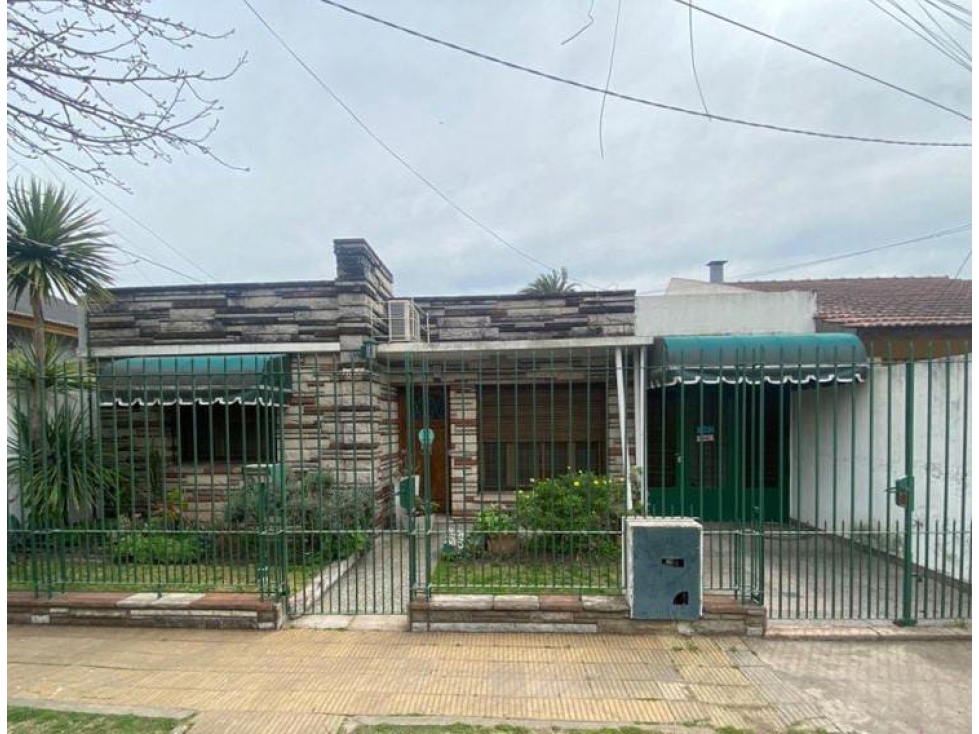 Casa a la venta en Alem al 3200, Pque San Martin Merlo APTA CREDITO - 2