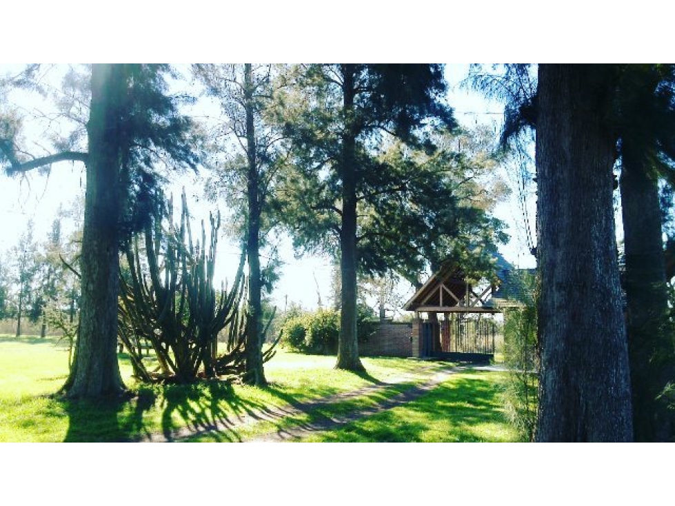 LOTE EN VENTA EN ALTOS DE LUJAN - 2