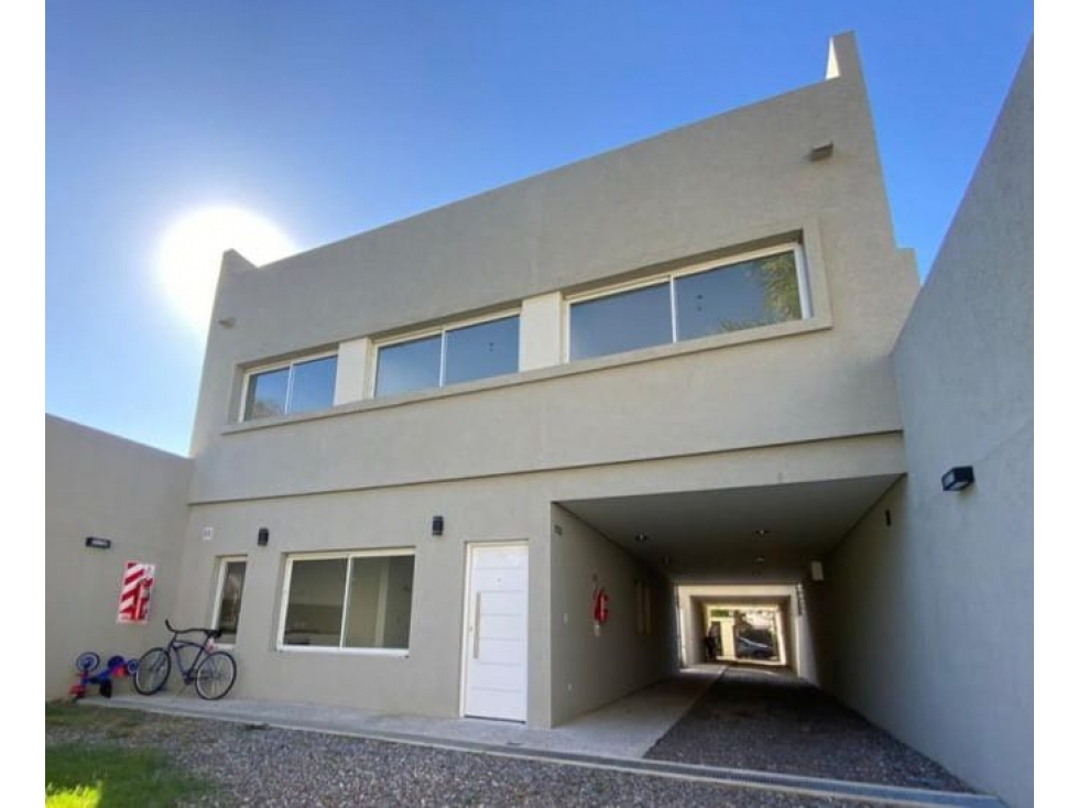 Excelente PH a la venta en Gral. M.B. Encalada al 2100, Castelar - 2