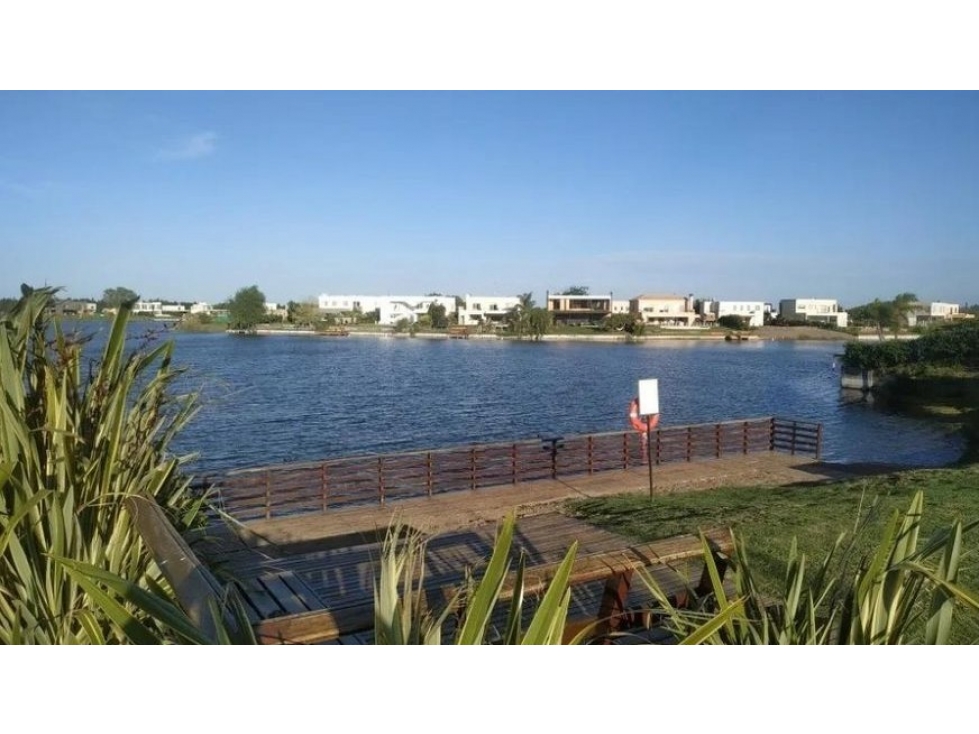 LOTE EN VENTA FONDO LAGUNA BARRIO SAN MATIAS - 1