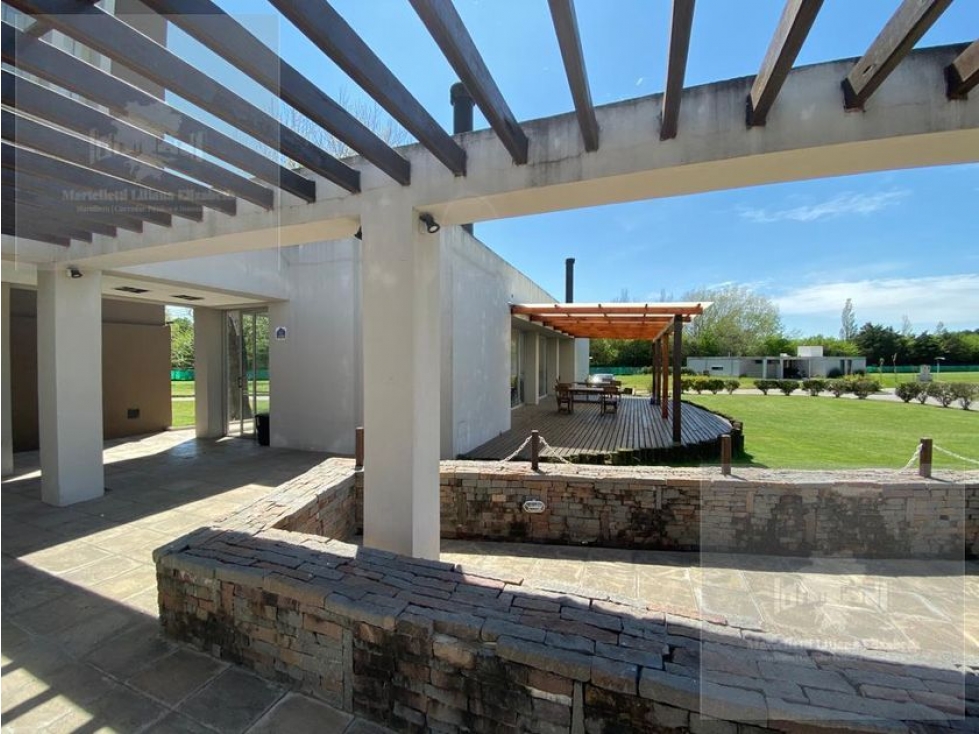 EXCELENTE LOTE CENTRAL EN FINCAS DE ALVAREZ MORENO - 2