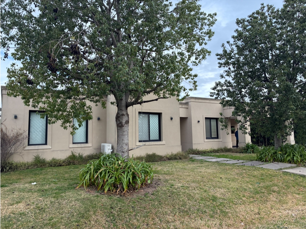 CASA A LA VENTA EN SANTA ANA FRANCISCO ALVRAEZ - 2