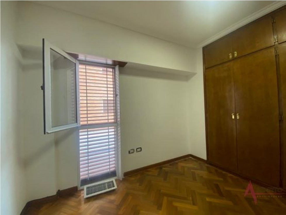 DEPARTAMENTO A LA VENTA EN CASTELAR CENTRO - 3