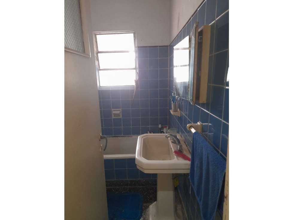 CASA Y LOCAL A LA VENTA EN ASCONAPE AL 1800, PASO DEL REY - 4