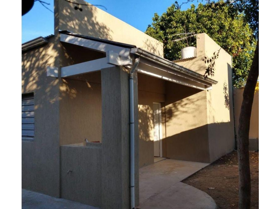EXCELENTE CASA A LA VENTA EN PADUA CENTRO - 3