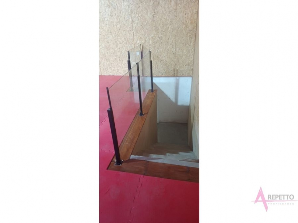 ITUZAINGO SUR SALON DEPORTIVO EN ALQUILER RIVADAIA 22200 ASERRADERO - 4