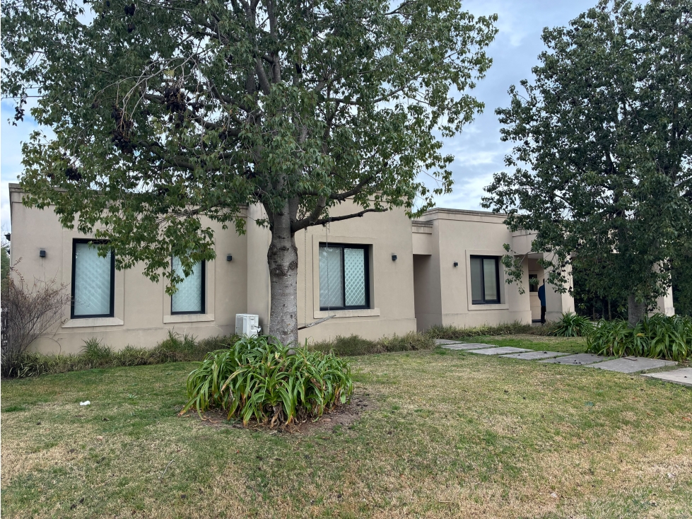CASA A LA VENTA EN SANTA ANA FRANCISCO ALVRAEZ - 5