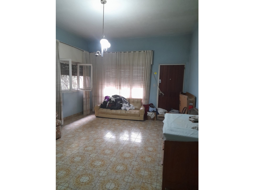 CASA Y LOCAL A LA VENTA EN ASCONAPE AL 1800, PASO DEL REY - 6
