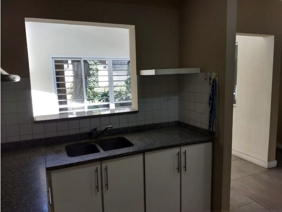 CASA A LA VENTA EN MERLO SUR - 6