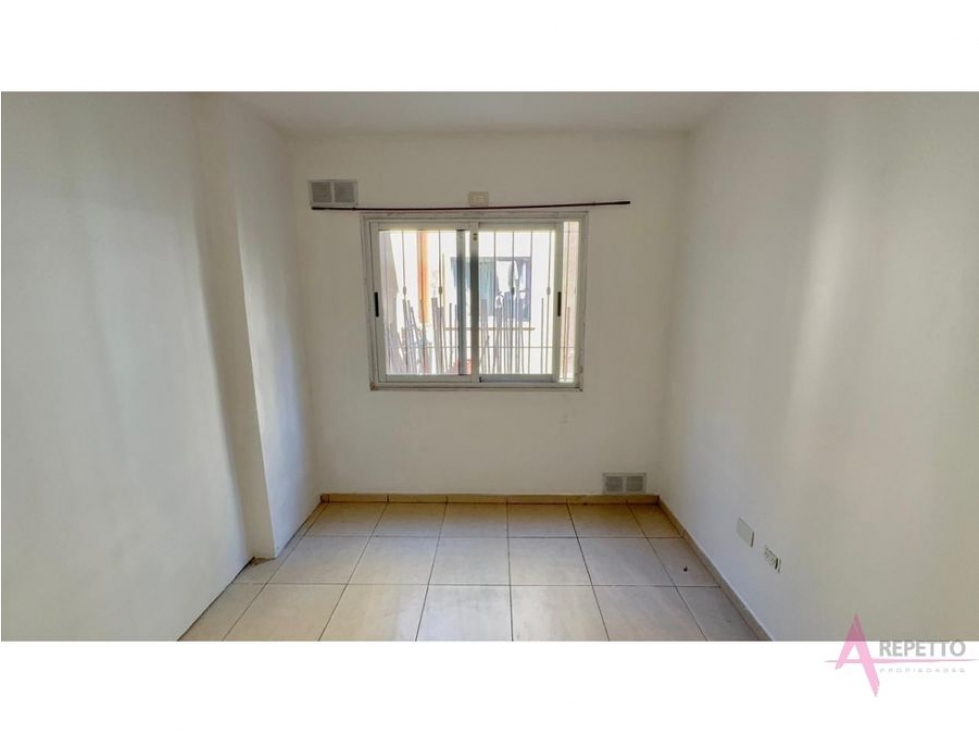 MORON DEPTO DE 2 AMB A LA VENTA RAMELLA 61 - 6