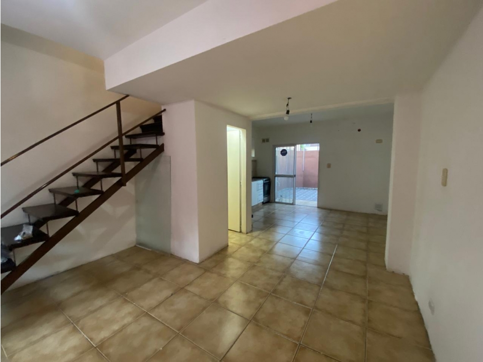 Duplex 3 amb en ALQUILER, Pinto 438 Ituzaingó - 5