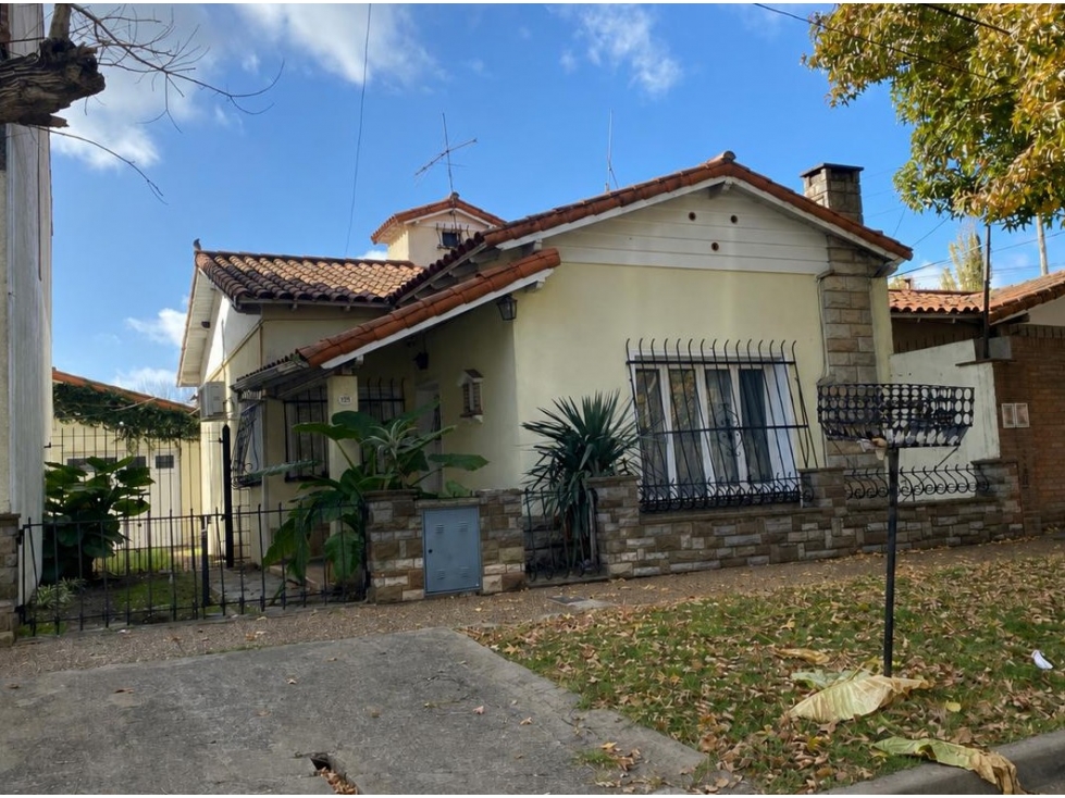 Casa de 3 amb en VENTA,Ituzaingó APTA CRÉDITO